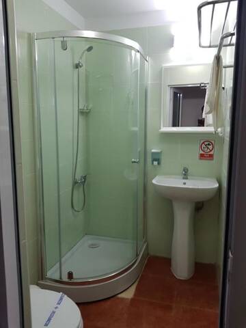 Фото номера Номер с кроватью размера &quot;queen-size&quot; и видом на сад Отель Jakuzzi г. Вама-Веке 11