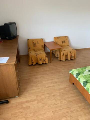 Фото номера Двухместный номер с 1 кроватью и собственной ванной комнатой Проживание в семье Old School г. Вама-Веке 9